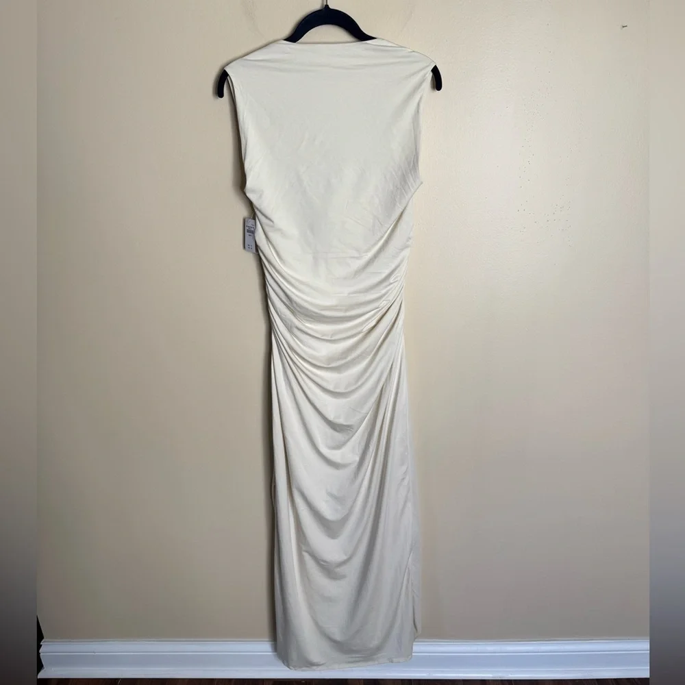 NWT Abecrombie & Fitch Ava Knit Maxi Dress Cream size Large Tall bodycon